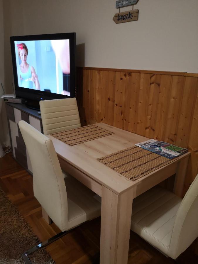 Dorka Apartman 沃尼奥尔茨沃什海吉 外观 照片